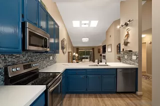 Photo #5: 240016048 Listing 