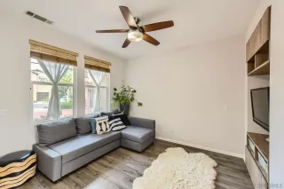 Photo #3: 240016056 Listing