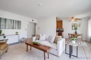 Photo #3: 240016092 Listing