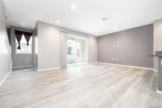 Photo #1: 240016168 Listing