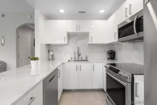 Photo #6: 240016179 Listing