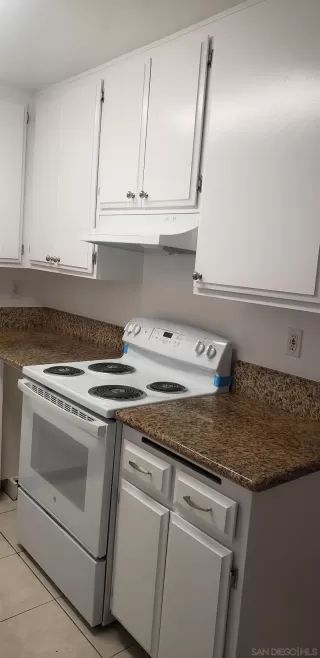 Photo #5: 240016248 Listing