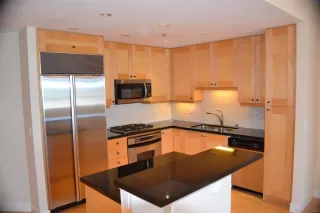 Photo #1: 240016262 Listing