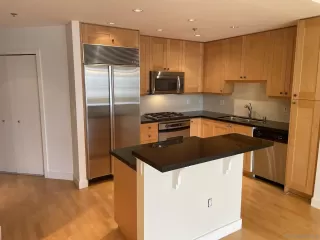 Photo #4: 240016262 Listing