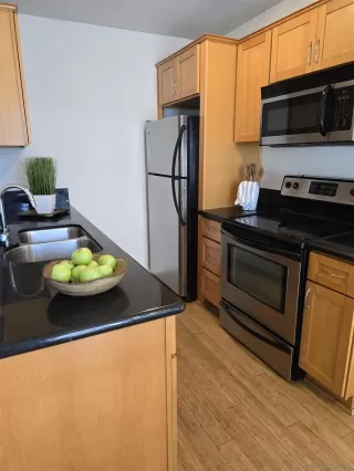 Photo #2: 240016316 Listing 