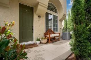 Photo #3: 240016330 Listing