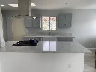 Photo #5: 240016335 Listing