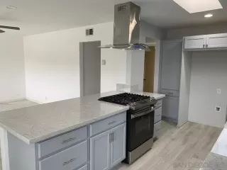 Photo #6: 240016335 Listing