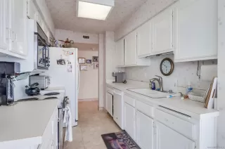 Photo #6: 240016341 Listing 