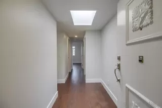 Photo #3: 240016460 Listing