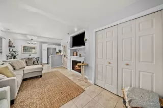 Photo #4: 240016526 Listing