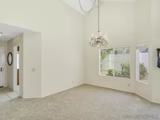 Photo #3: 240016528 Listing