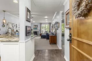 Photo #2: 240016534 Listing