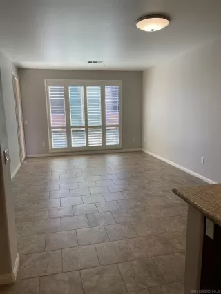 Photo #5: 240016545 Listing 