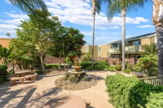 Photo #6: 240016550 Listing