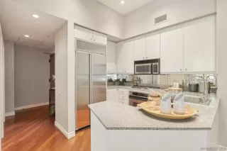 Photo #6: 240016585 Listing 