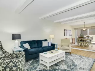 Photo #5: 240016659 Listing 