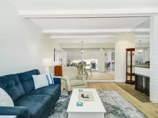 Photo #6: 240016659 Listing 