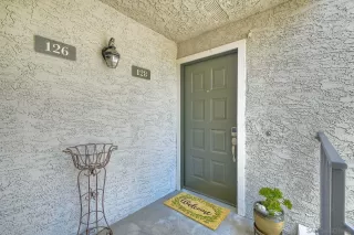 Photo #4: 240016665 Listing