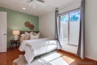 Photo #6: 240016686 Listing