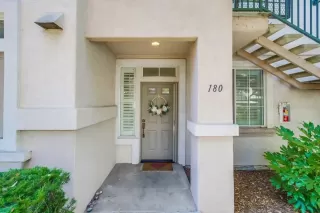 Photo #2: 240016755 Listing