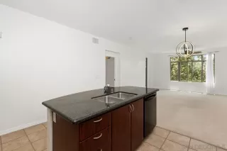 Photo #4: 240016777 Listing