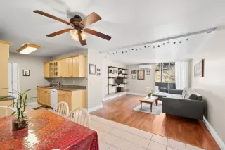 More Details about MLS # 240016856 : 2850 REYNARD WAY UNIT 22