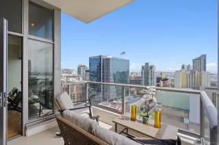 Photo #1: 240016860 Listing