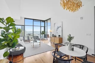 Photo #4: 240016860 Listing