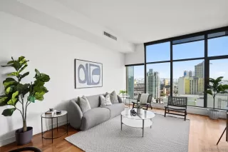 Photo #6: 240016860 Listing