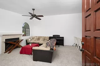 Photo #2: 240016864 Listing