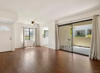 Photo #3: 240016892 Listing