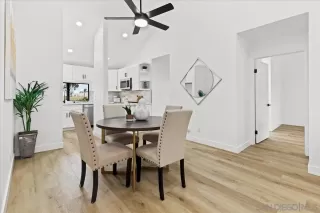 Photo #1: 240016901 Listing 