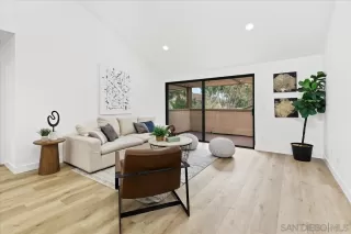 Photo #3: 240016901 Listing 