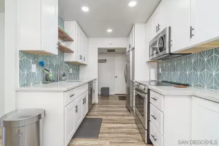 Photo #4: 240016903 Listing 