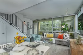 Photo #3: 240016932 Listing 