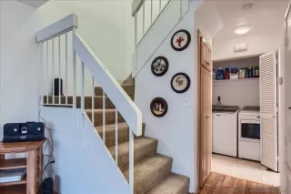 Photo #6: 240016960 Listing