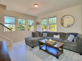 Photo #2: 240016967 Listing