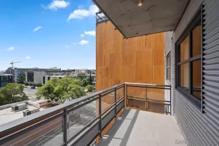 Photo #2: 240016969 Listing 