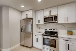 Photo #3: 240017020 Listing