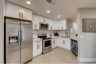 Photo #4: 240017020 Listing