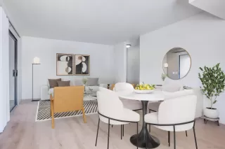 Photo #6: 240017130 Listing