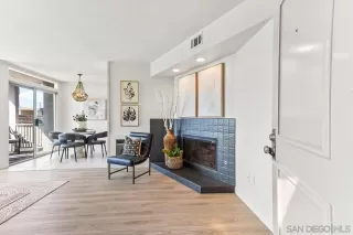 Photo #2: 240017157 Listing