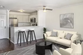 Photo #1: 240017182 Listing