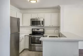 Photo #6: 240017182 Listing