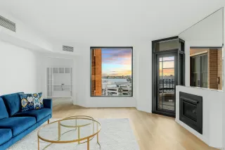 Photo #2: 240017215 Listing 