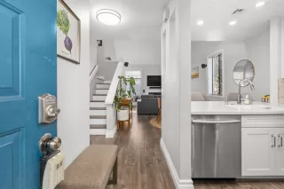 Photo #1: 240017238 Listing