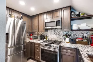 Photo #4: 240017245 Listing