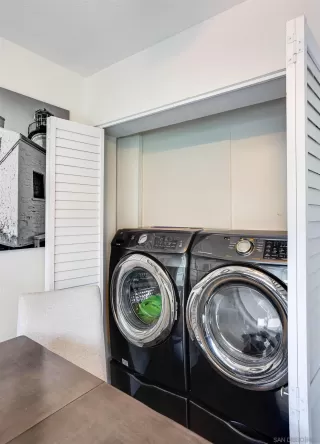 Photo #5: 240017245 Listing