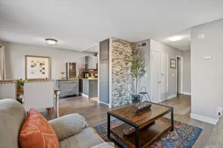 Photo #5: 240017258 Listing